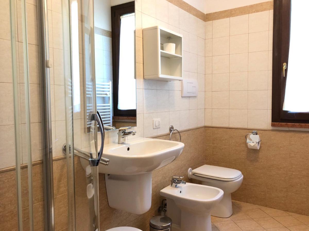Jolly Apartments ซีร์มิโอเน ภายนอก รูปภาพ