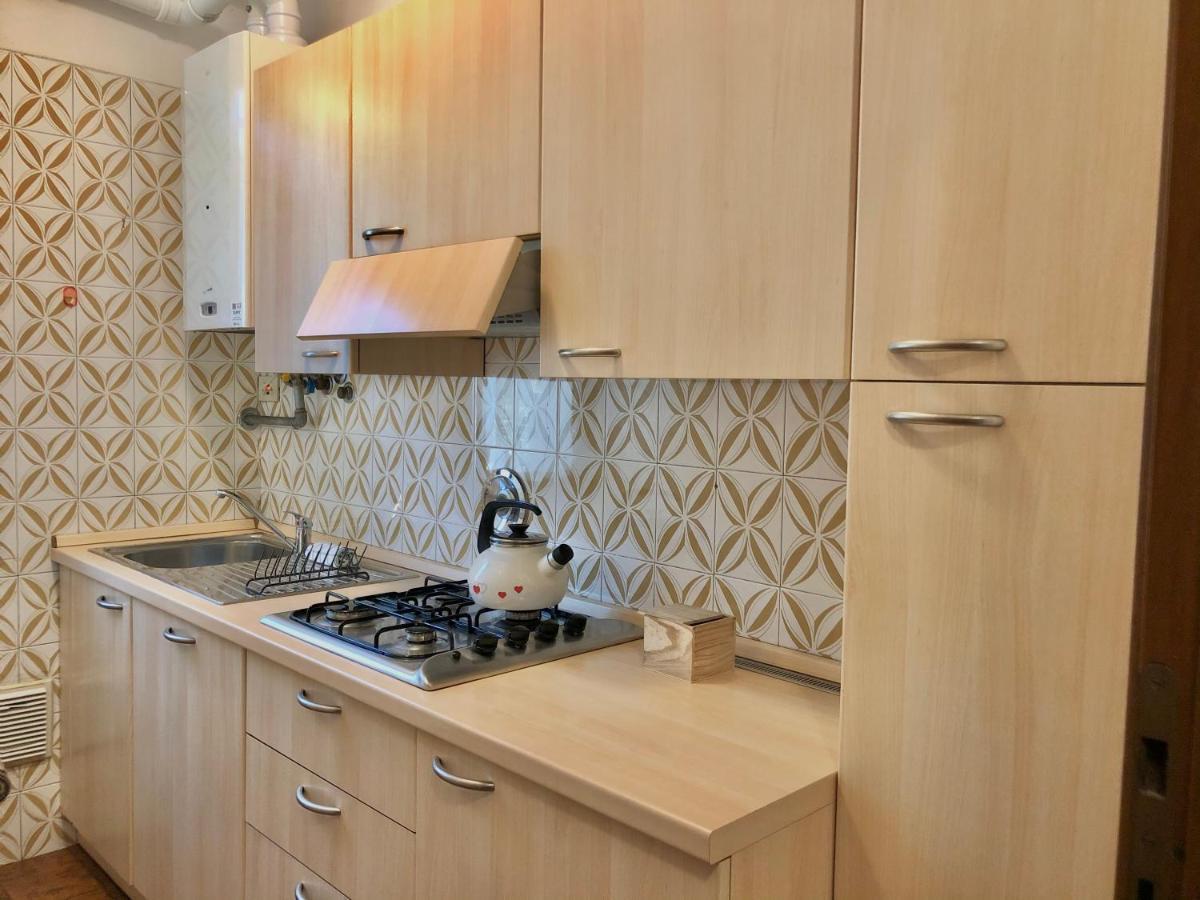 Jolly Apartments ซีร์มิโอเน ภายนอก รูปภาพ