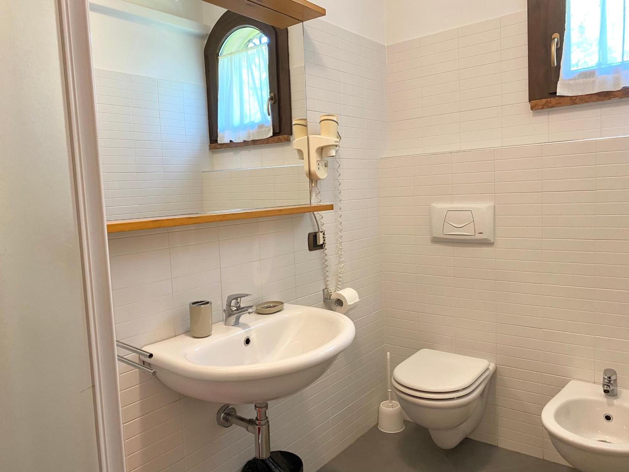 Jolly Apartments ซีร์มิโอเน ภายนอก รูปภาพ