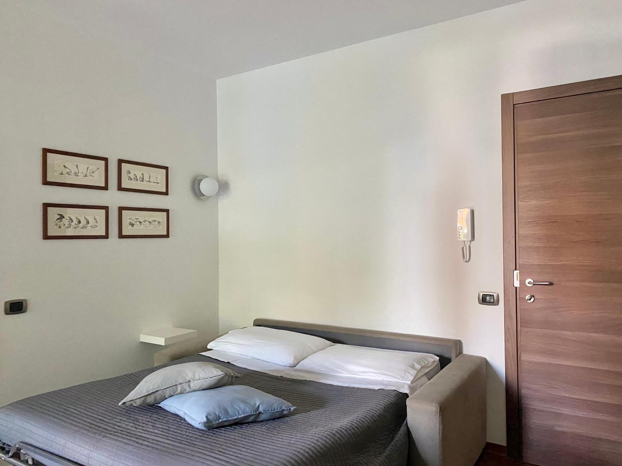 Jolly Apartments ซีร์มิโอเน ภายนอก รูปภาพ