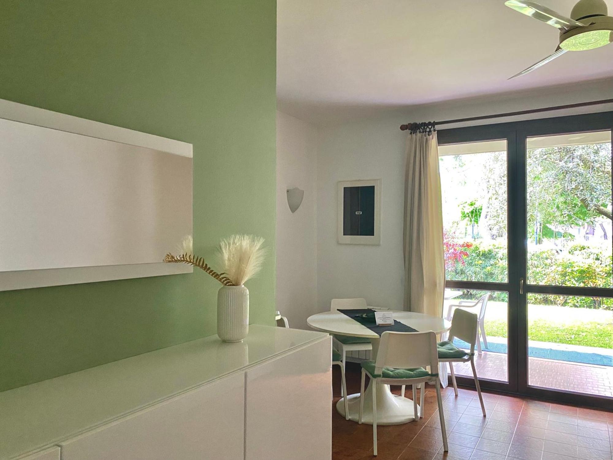 Jolly Apartments ซีร์มิโอเน ภายนอก รูปภาพ