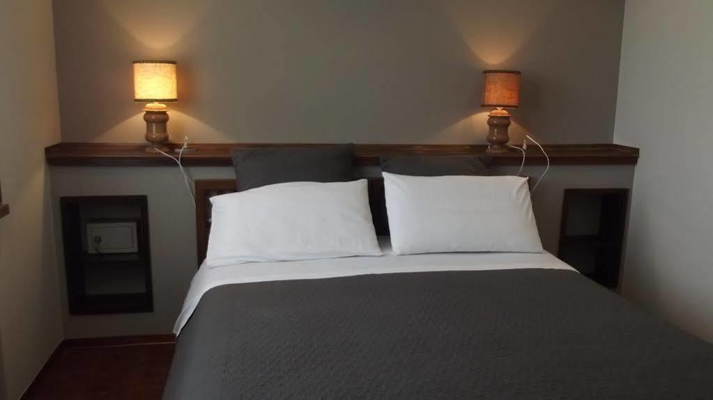 Jolly Apartments ซีร์มิโอเน ภายนอก รูปภาพ